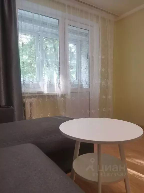 1-к кв. Краснодарский край, Туапсе ул. Фрунзе, 34 (28.0 м) - Фото 0