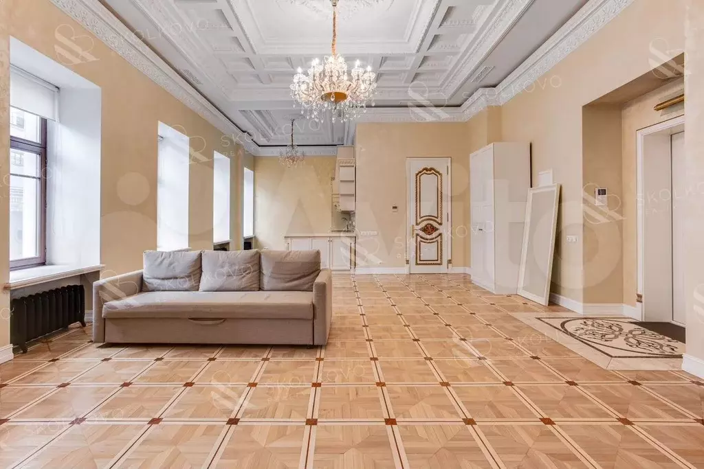 3-к. квартира, 120 м, 2/8 эт. - Фото 1