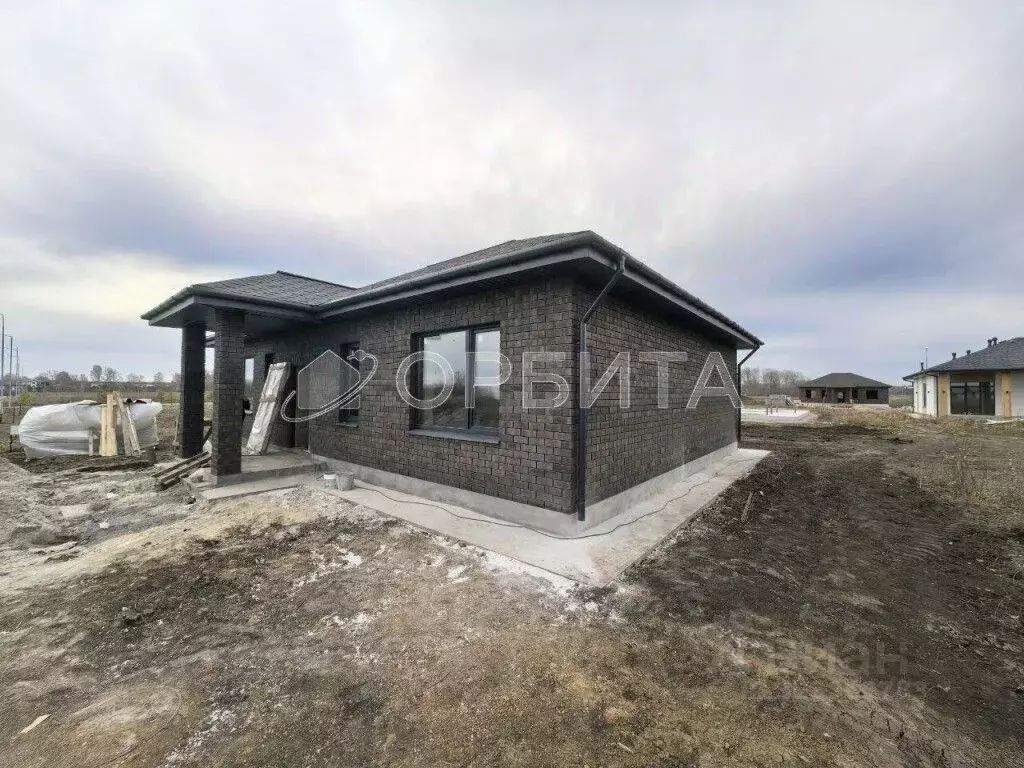 Дом в Тюменская область, Тюменский муниципальный округ, Онегин кп  ... - Фото 2