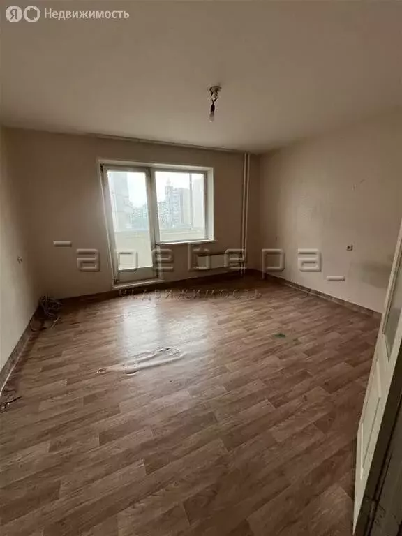 3-комнатная квартира: Красноярск, улица Молокова, 64 (69 м) - Фото 2