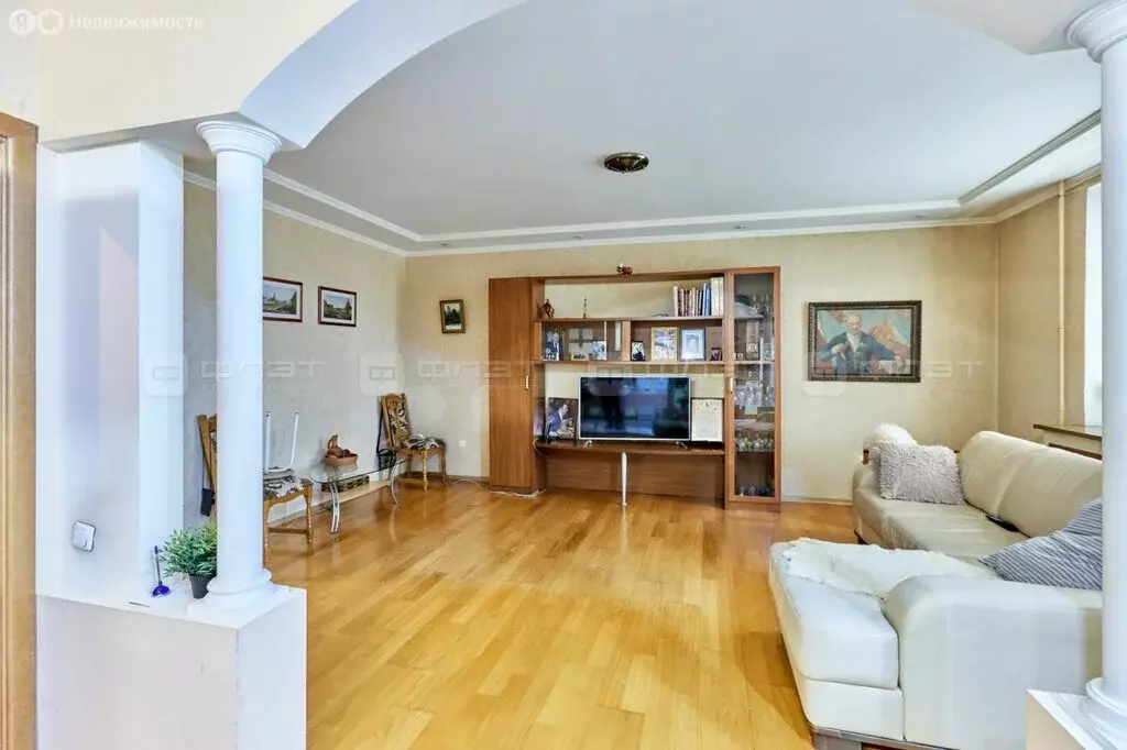 2-комнатная квартира: Казань, улица Космонавтов, 41 (100 м) - Фото 1