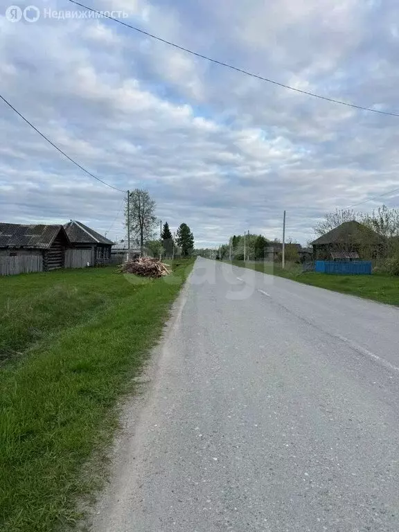 Дом в Нижнетавдинский район, село Сартово, Центральная улица (35 м) - Фото 1