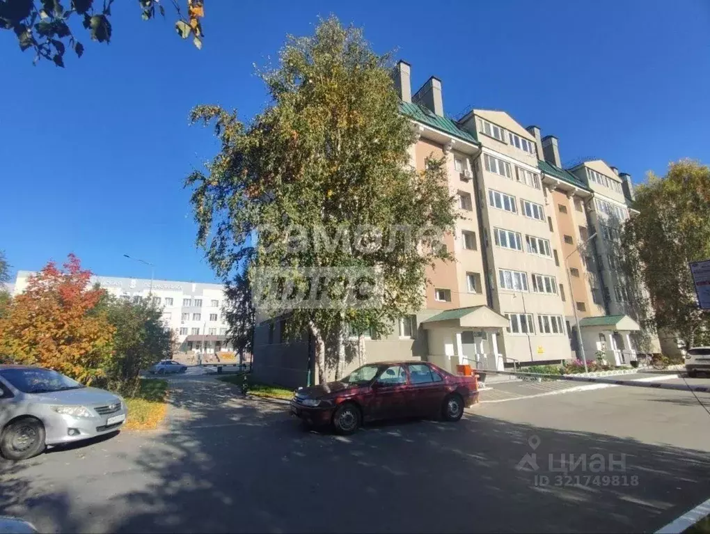 3-к кв. Ханты-Мансийский АО, Сургут ул. Энергетиков, 33 (62.0 м) - Фото 0