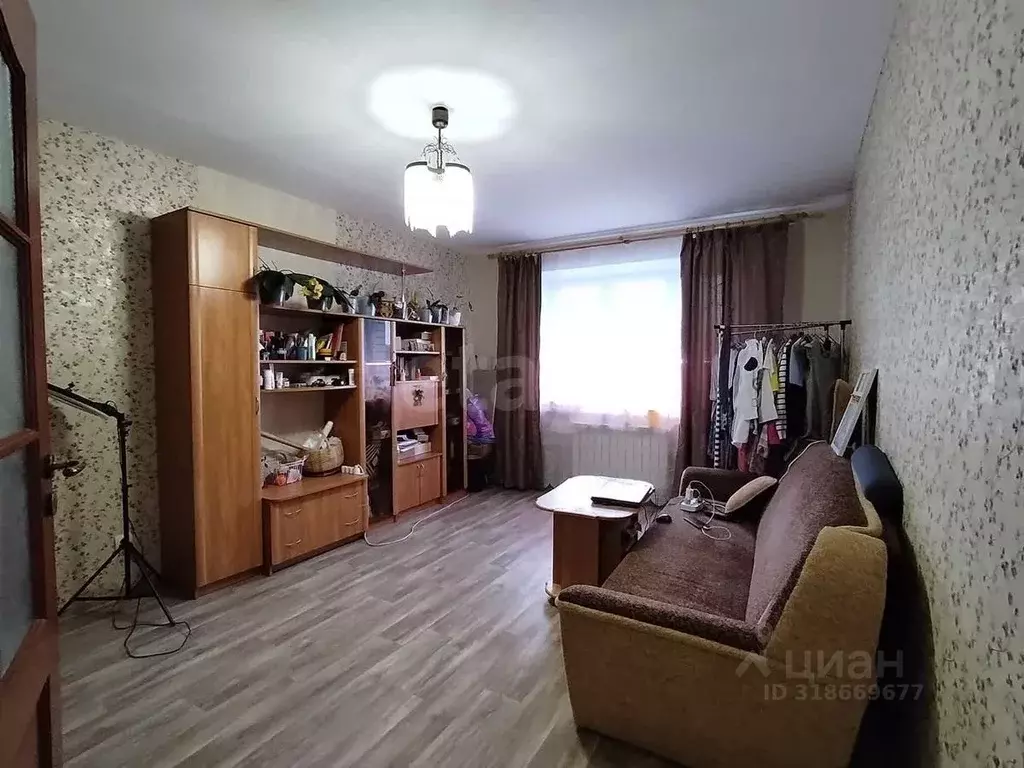 1-к кв. Смоленская область, Смоленск Красноборская ул., 7А (46.0 м) - Фото 0