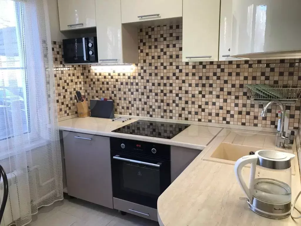 1-к. квартира, 38 м, 2/9 эт. - Фото 0