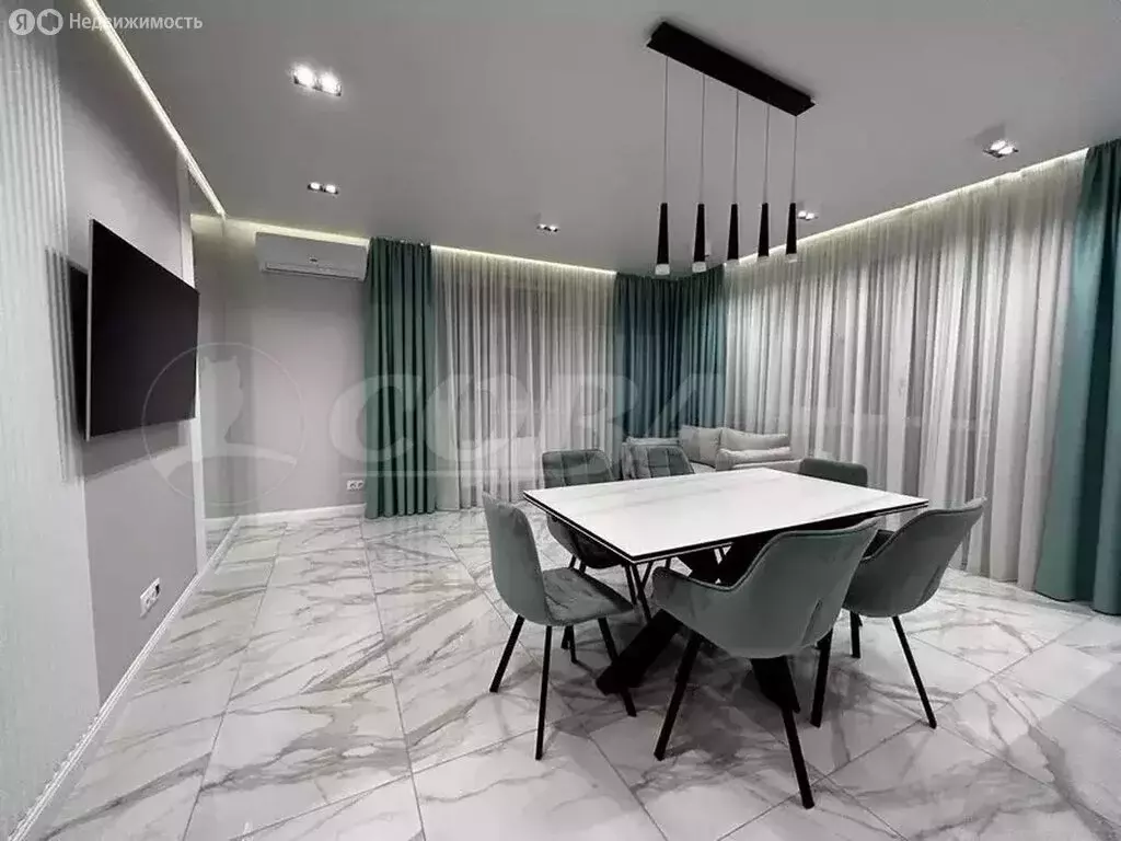 4-комнатная квартира: Тюмень, улица Газовиков, 35 (135 м) - Фото 1