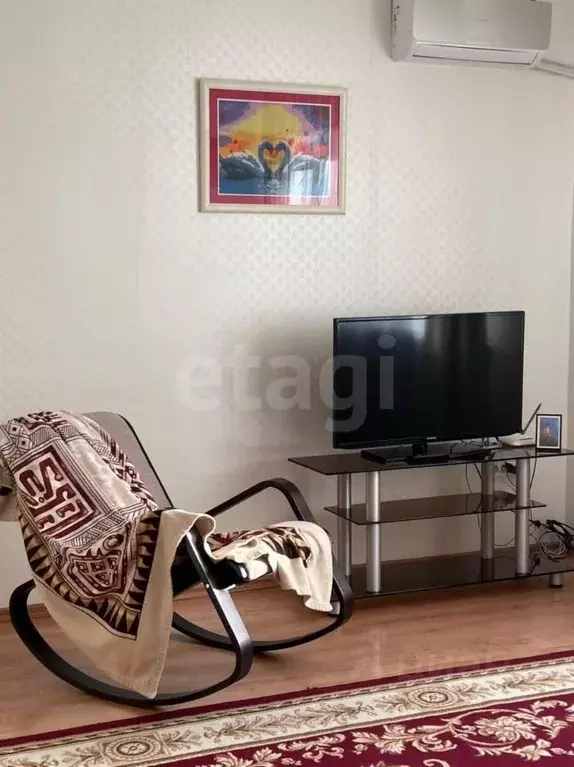 1-к кв. Калмыкия, Элиста ул. Хонинова, 18 (42.2 м) - Фото 0