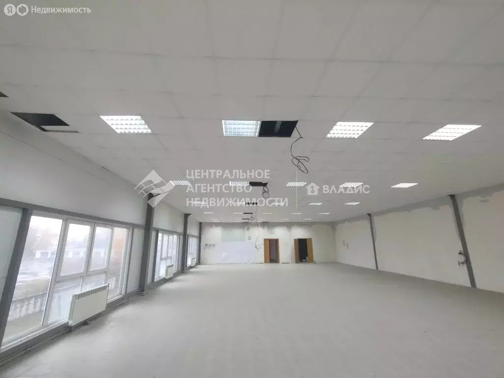 Помещение свободного назначения (371 м) - Фото 1