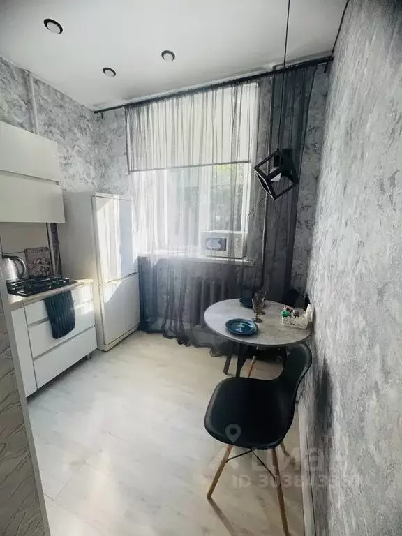 2-к кв. Липецкая область, Липецк Пролетарская ул., 10 (47.0 м) - Фото 1