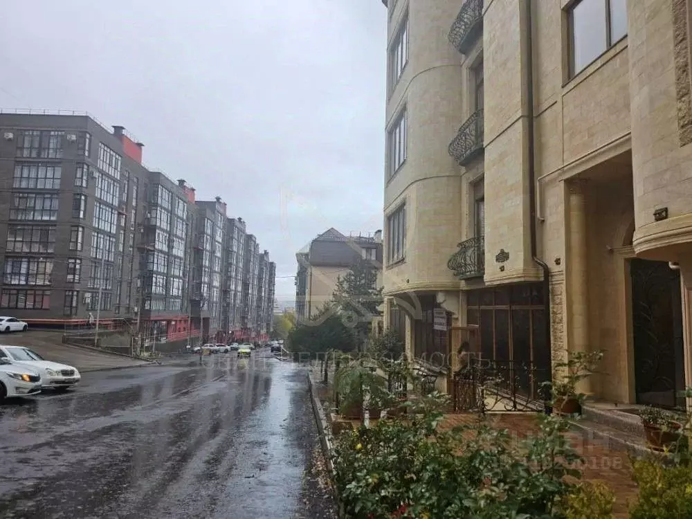 2-к кв. Ставропольский край, Кисловодск ул. Декабристов, 37Б (70.0 м) - Фото 1
