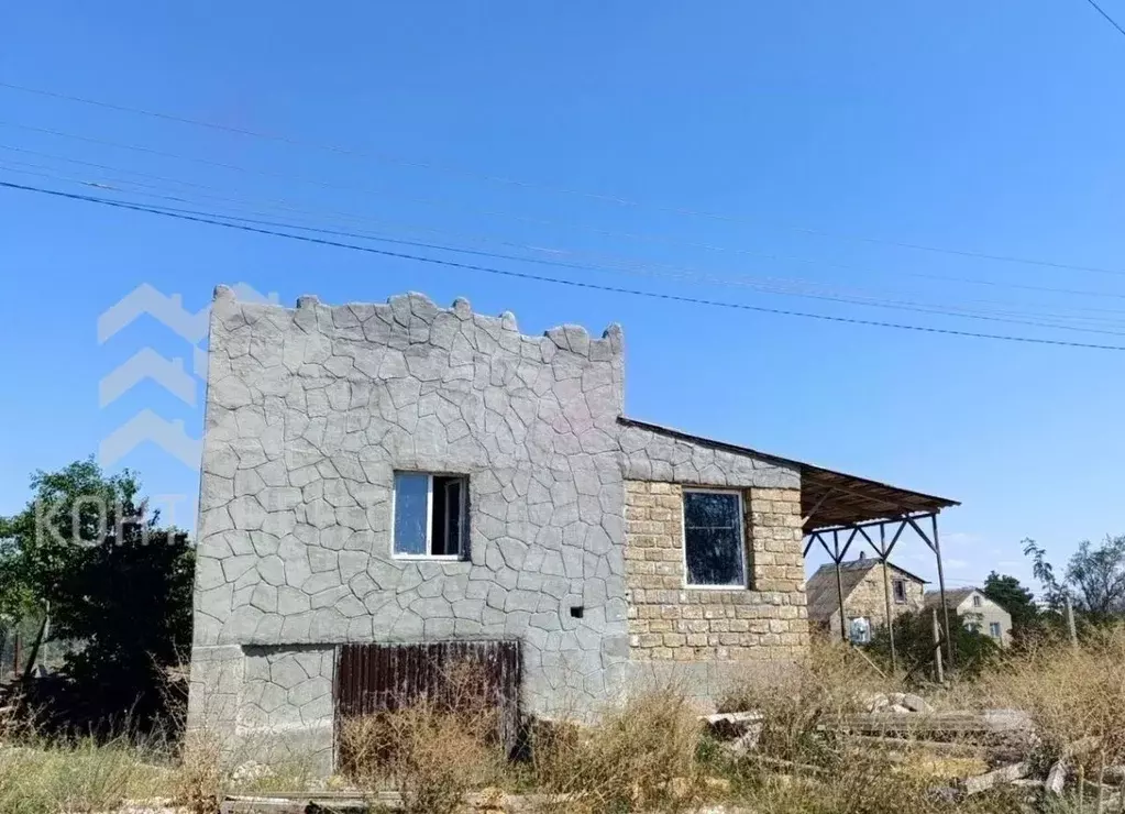 Дом в Крым, Сакский район, Суворовское с/пос, Днепр СПК ул. ... - Фото 1