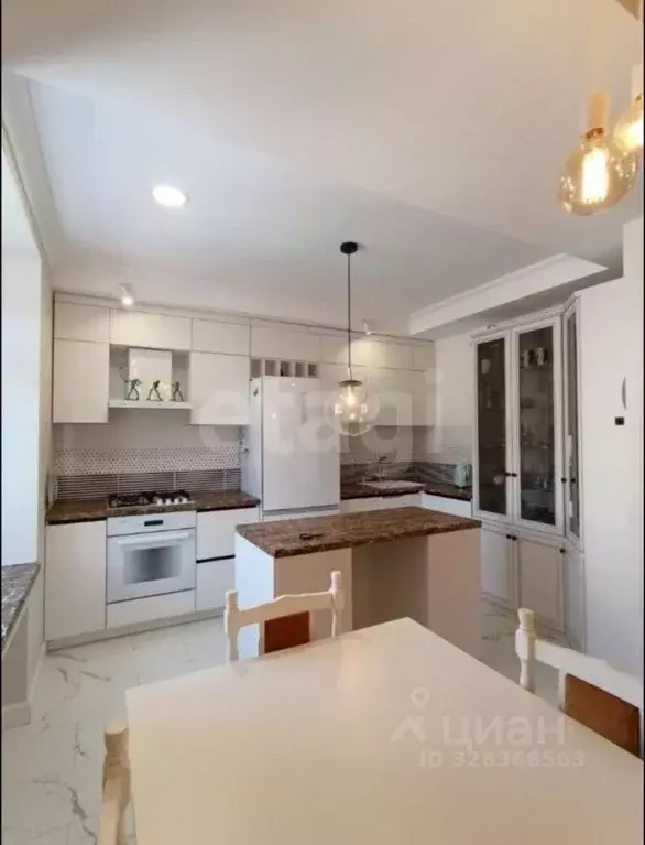 2-к кв. Оренбургская область, Орск Новый город мкр, ул. Нефтяников, 1 ... - Фото 2