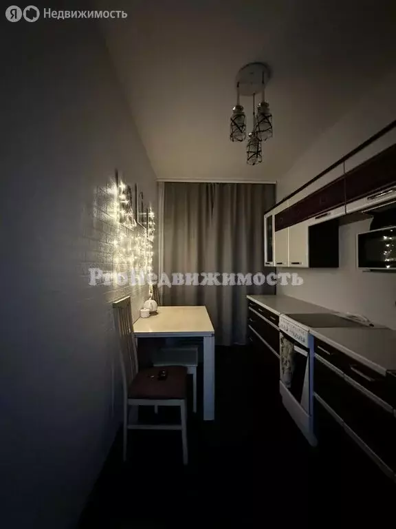 3-комнатная квартира: Кызыл, Ангарский бульвар, 10 (67.8 м) - Фото 0