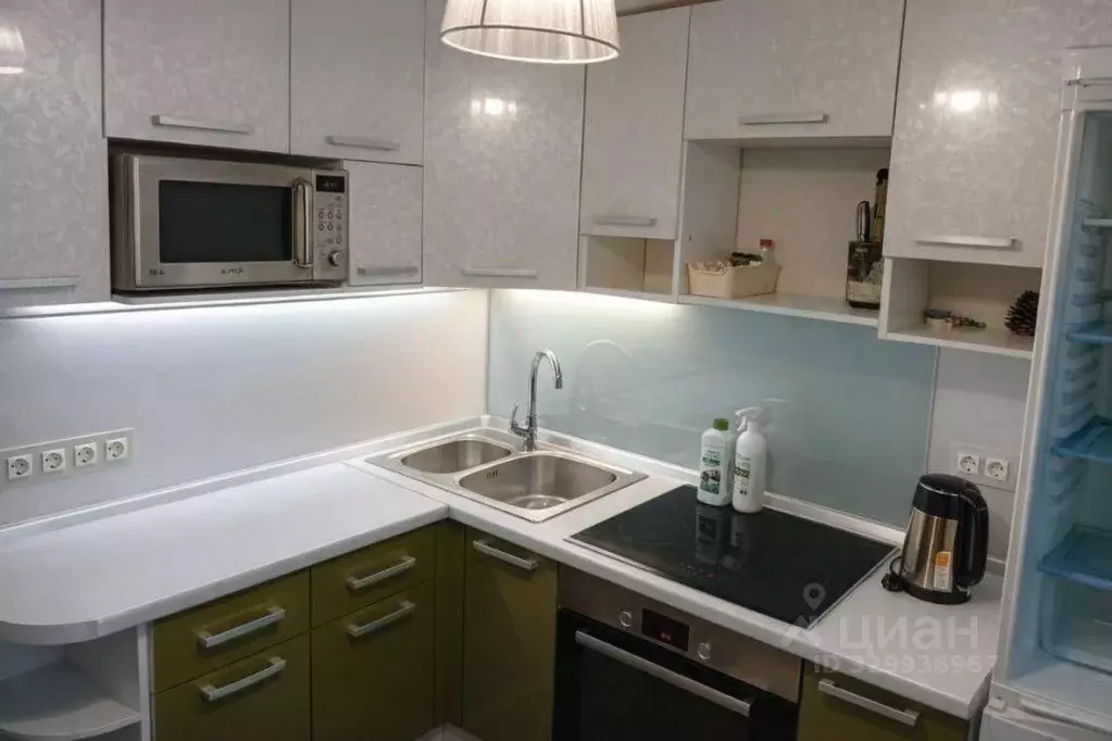 2-к кв. Иркутская область, Иркутск ул. Красноказачья, 48 (43.8 м) - Фото 1