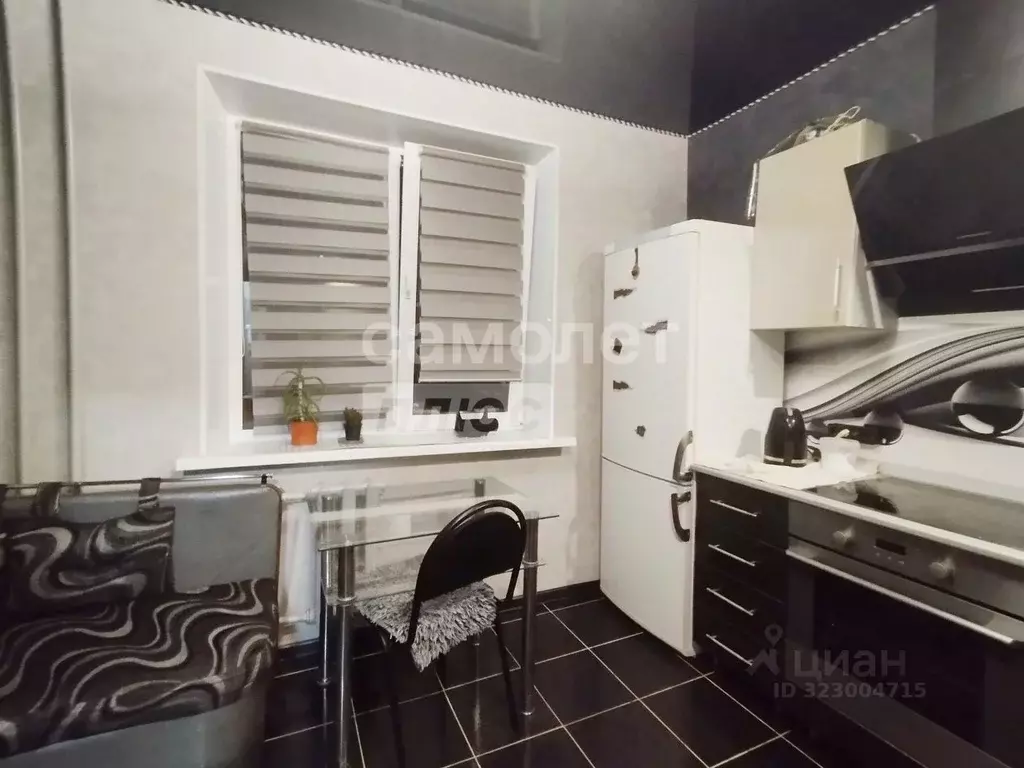 1-к кв. Белгородская область, Старый Оскол Заречье мкр, 6 (37.0 м) - Фото 1