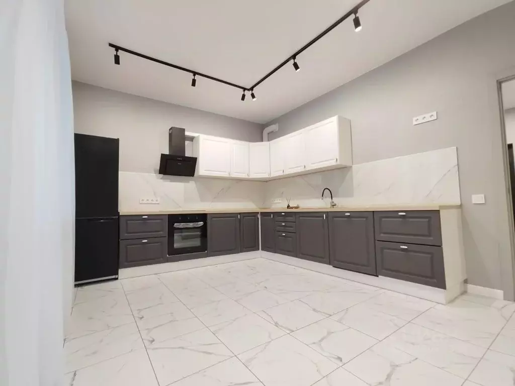 2-к кв. Санкт-Петербург ул. Адмирала Трибуца, 8 (68.4 м) - Фото 2