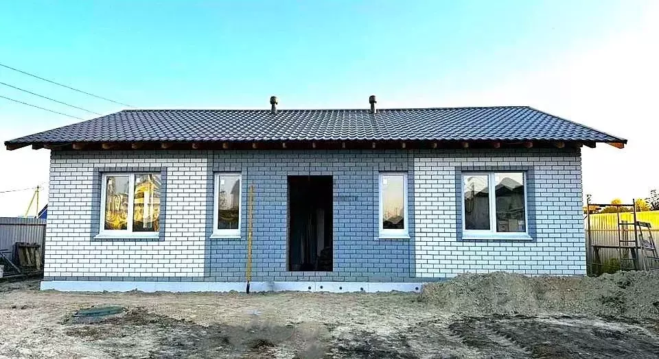 Дом в Челябинская область, Красноармейский муниципальный округ, пос. ... - Фото 1