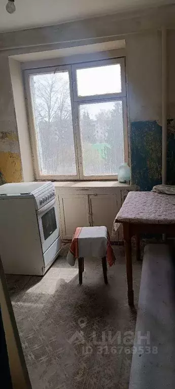 1-к кв. Белгородская область, Старый Оскол Приборостроитель мкр, 10 ... - Фото 0