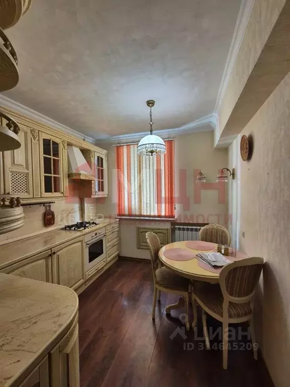 2-к кв. Тверская область, Тверь Тверская пл., 9 (65.8 м) - Фото 0
