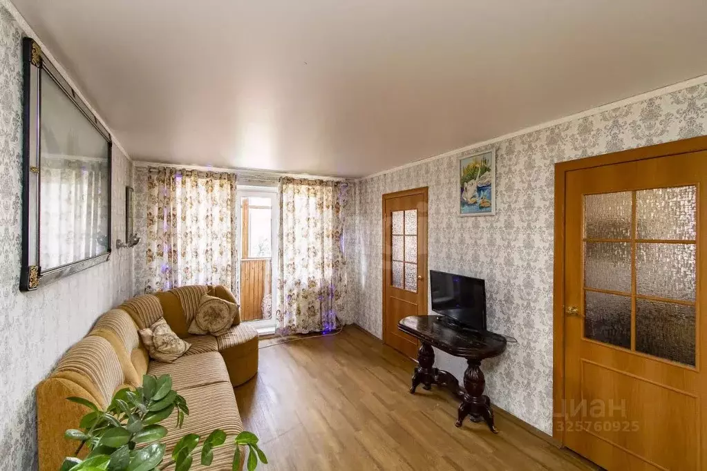 3-к кв. Тюменская область, Тюмень проезд Геологоразведчиков, 36 (47.4 ... - Фото 1