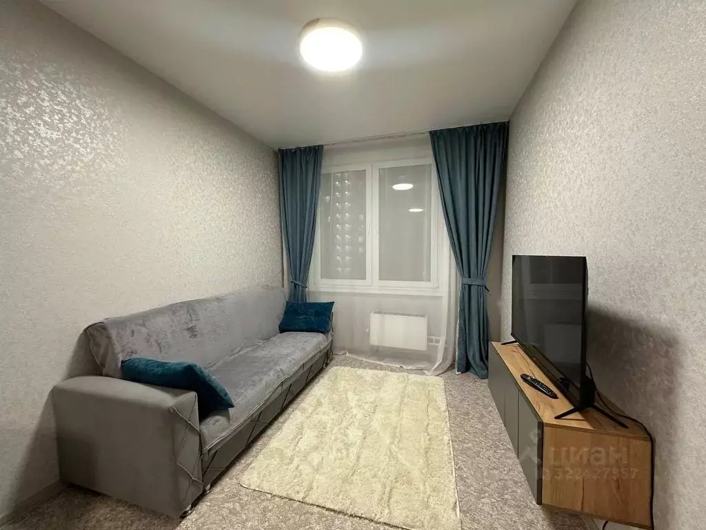 3-к кв. Красноярский край, Красноярск ул. Лесников, 37Б (59.0 м) - Фото 1