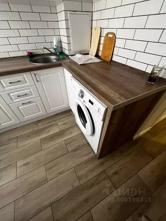 3-к кв. Калининградская область, Балтийск ул. Ушакова, 22 (52.0 м) - Фото 1
