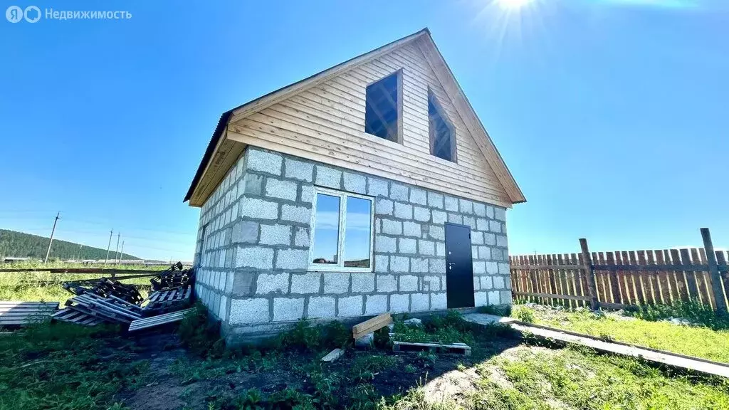 Дом в Лыловщина, Центральная улица, 90 (140 м) - Фото 1