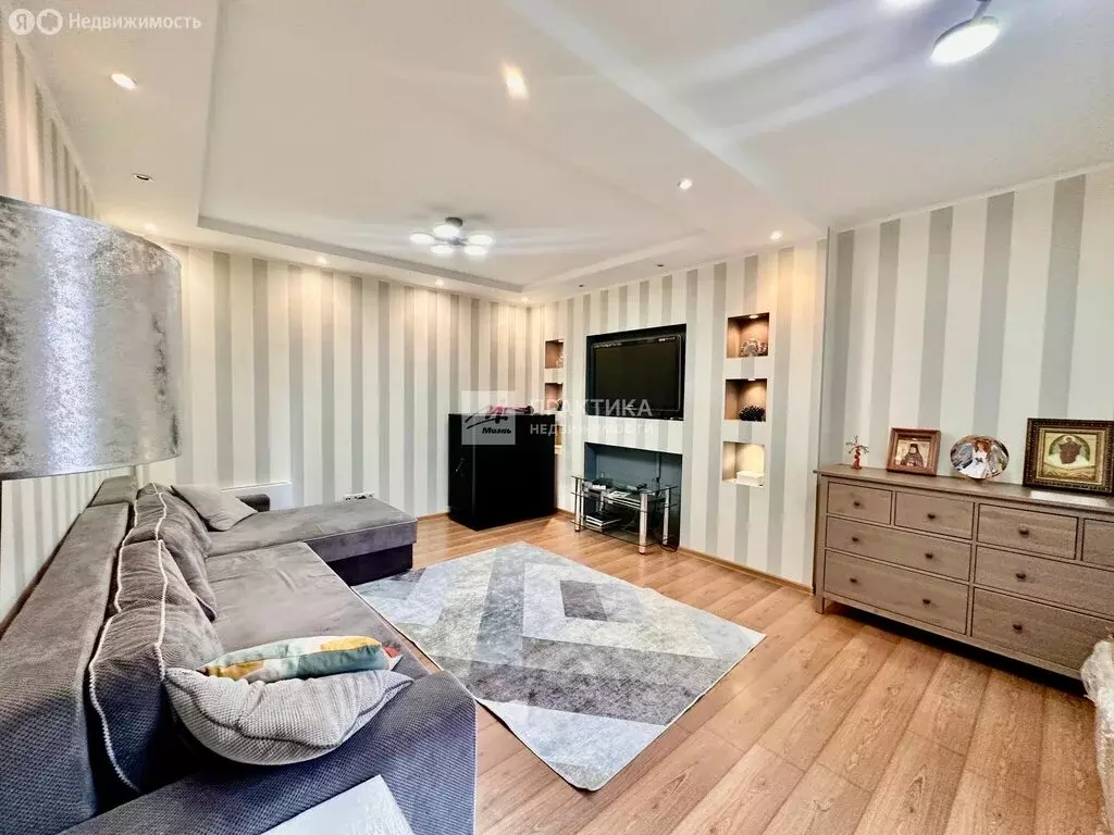 3-комнатная квартира: Одинцово, улица Чистяковой, 16 (84.6 м) - Фото 1