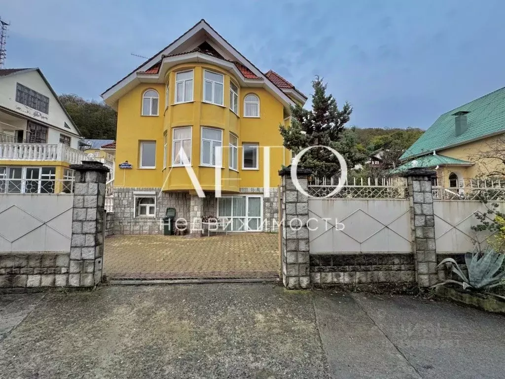 Коттедж в Краснодарский край, Сочи Курортный просп., 98/101 (290 м) - Фото 1
