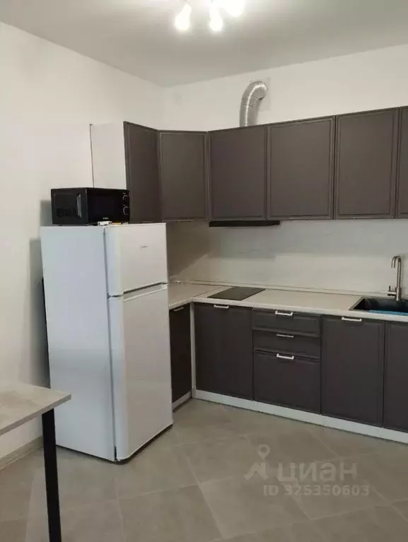 2-к кв. Нижегородская область, Нижний Новгород ул. Александра Хохлова, ... - Фото 1