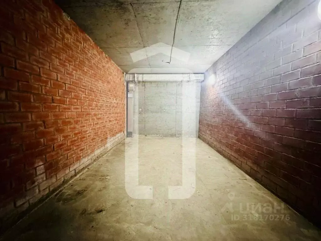 Гараж в Свердловская область, Екатеринбург ул. Щорса, 128 (17 м) - Фото 1