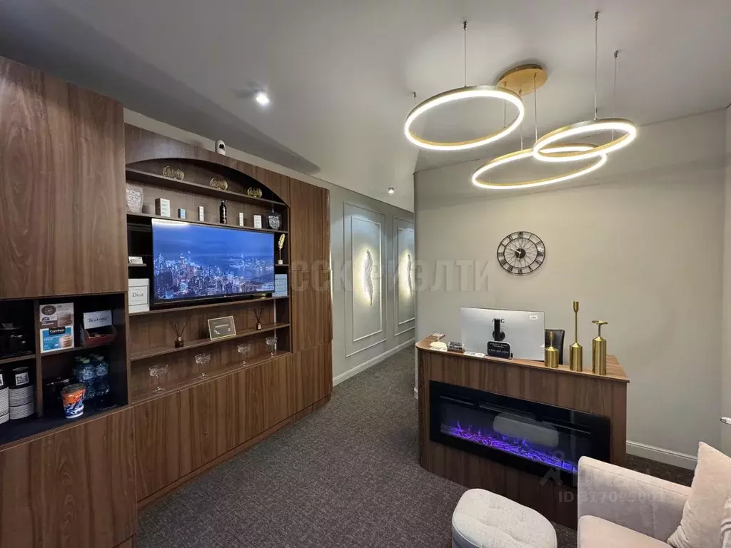 Помещение свободного назначения в Московская область, Красногорск бул. ... - Фото 1