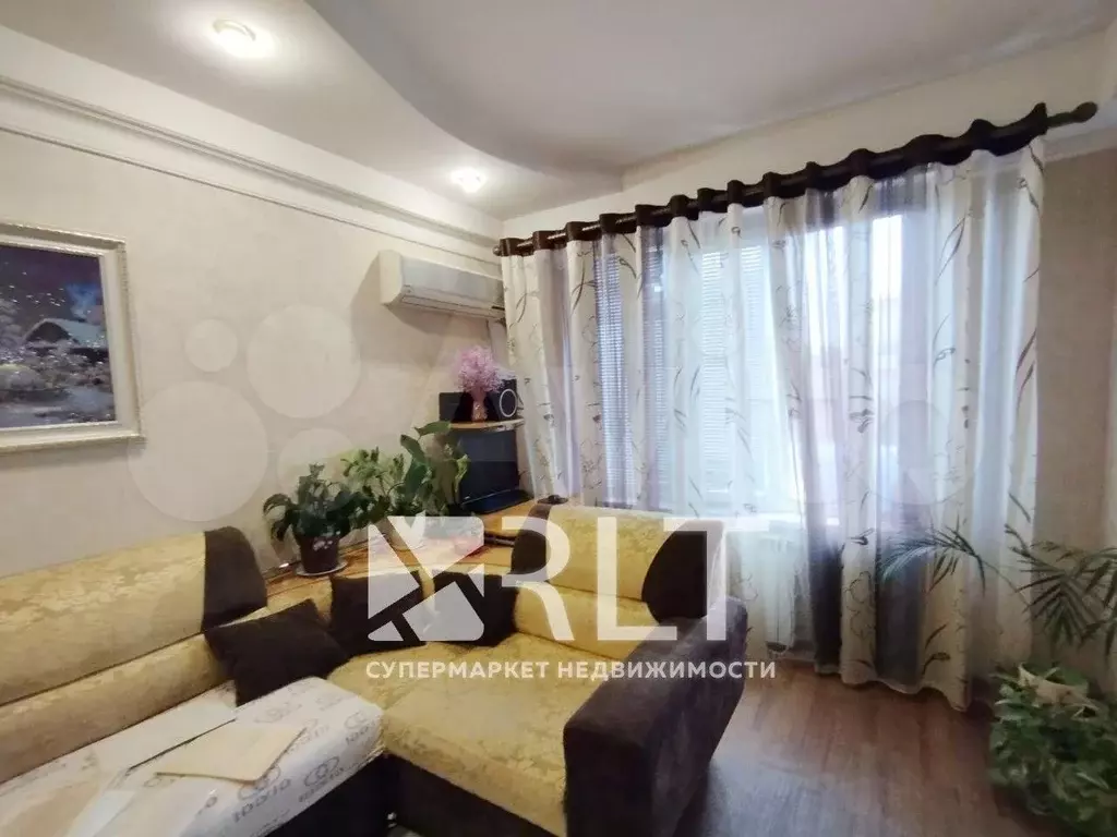 4-к. квартира, 70 м, 5/5 эт. - Фото 0