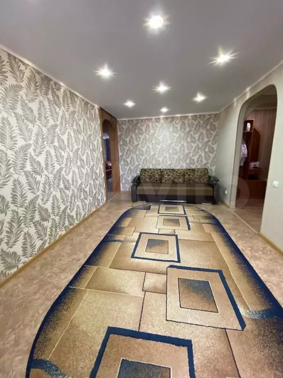 3-к. квартира, 60 м, 1/5 эт. - Фото 0