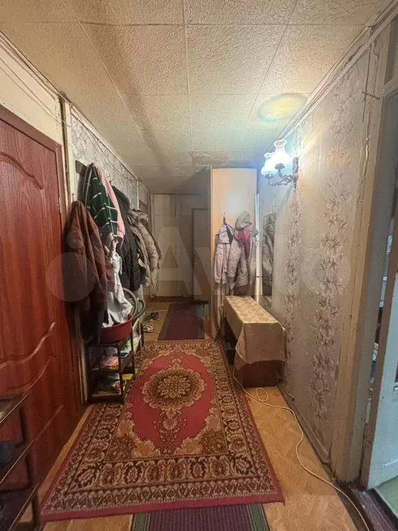 Комната 11 м в 1-к., 1/6 эт. - Фото 1
