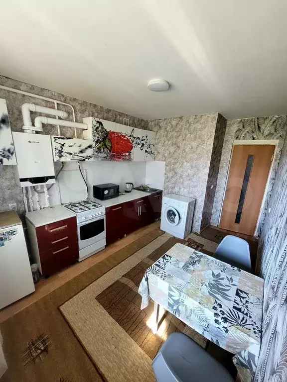 2-к. квартира, 42 м, 1/4 эт. - Фото 1