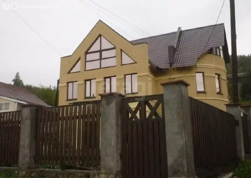Дом в Горно-Алтайск, Заречная улица (250 м) - Фото 1