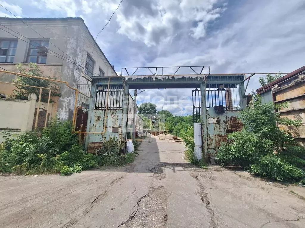 Помещение свободного назначения в Самарская область, Сызрань ул. ... - Фото 0