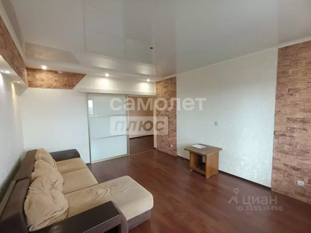 3-к кв. Курская область, Курск ул. Парижской Коммуны, 67 (75.8 м) - Фото 1