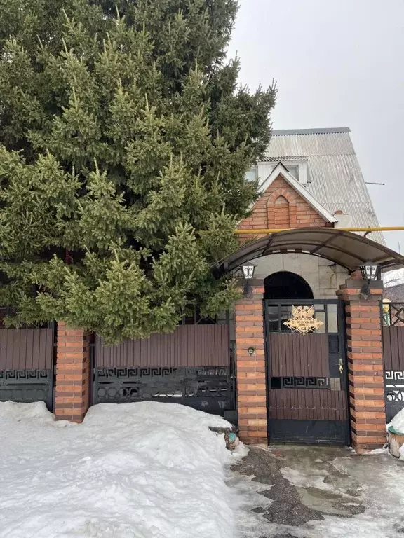 Дом в Самарская область, Тольятти проезд 2-й Одесский, 68 (245 м) - Фото 2