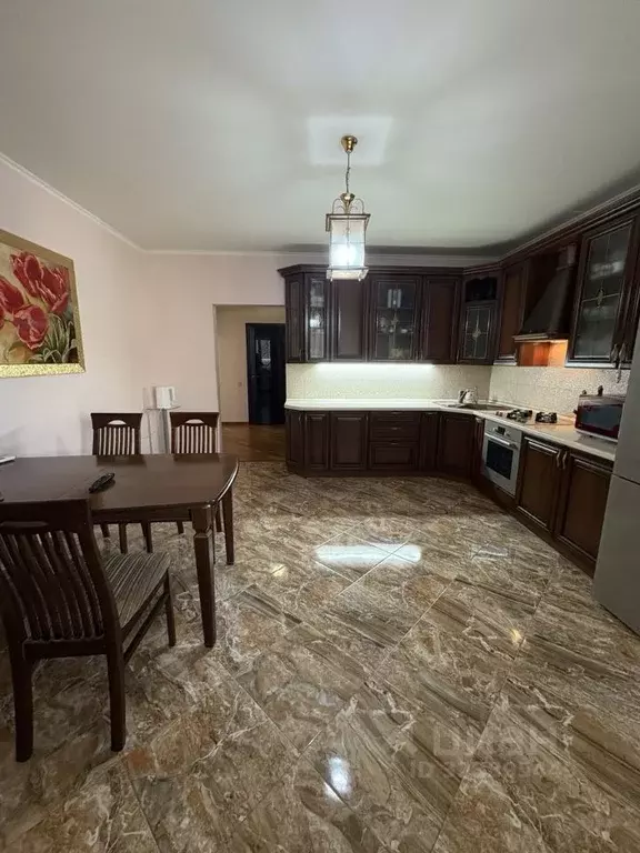 2-к кв. Астраханская область, Астрахань ул. Менжинского, 3 (86.6 м) - Фото 2