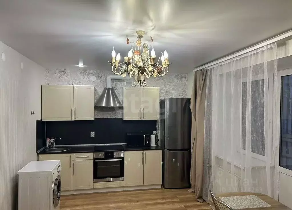 Студия Тюменская область, Тюмень Амурская ул., 39 (30.0 м) - Фото 1