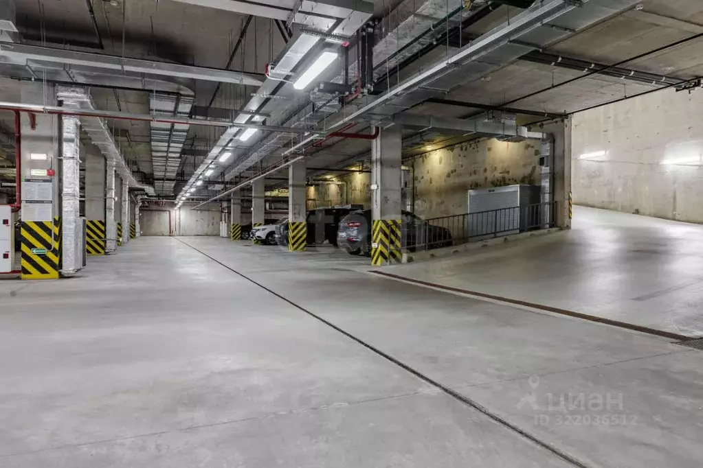 Гараж в Санкт-Петербург ул. Верхне-Каменская, 5 (13 м) - Фото 1