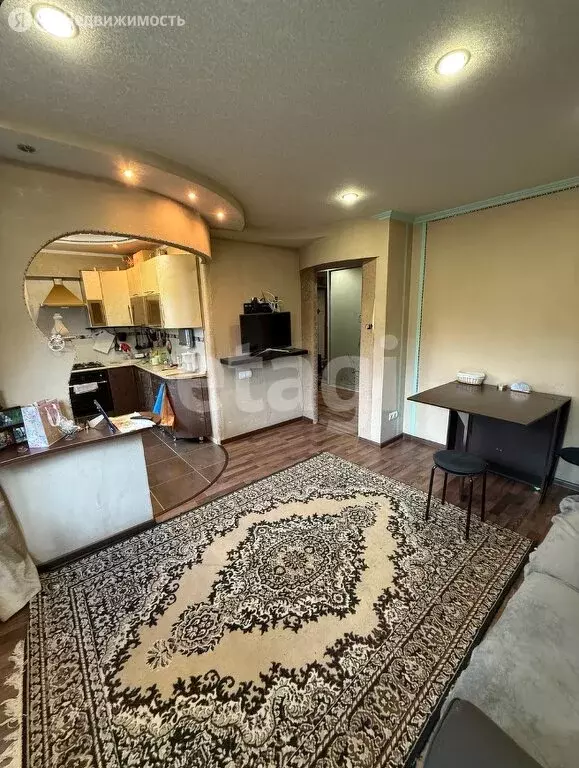 4-комнатная квартира: Сосногорск, Сосногорск, улица Гоголя, 1Б (58.3 ... - Фото 1