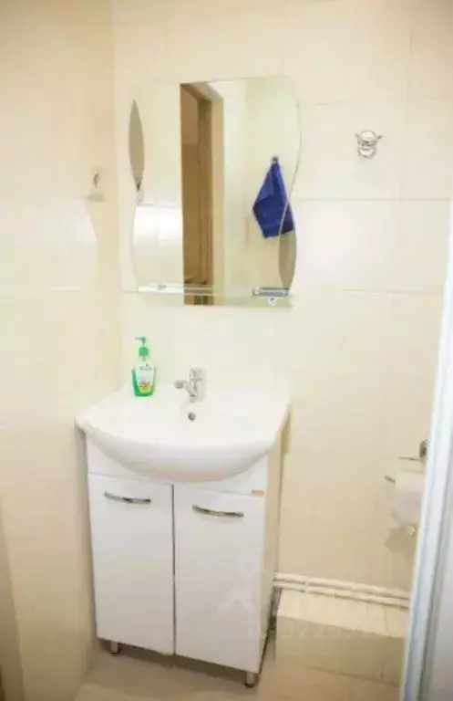 Комната Чувашия, Новочебоксарск ул. 10-й Пятилетки, 19А - Фото 1