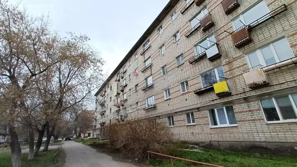Квартира-студия: Сухой Лог, улица Белинского, 54 (16.3 м) - Фото 1