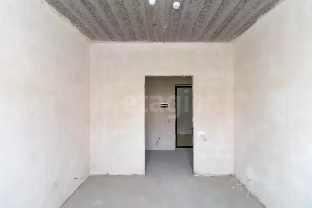 1-к кв. Тюменская область, Тюмень ул. Надира Сагдеева, 10 (29.8 м) - Фото 1