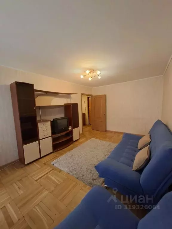 2-к кв. Татарстан, Казань ул. Сафиуллина, 50 (50.4 м) - Фото 0