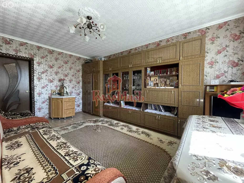 2-комнатная квартира: Карабаново, Западная улица, 8 (55 м) - Фото 0