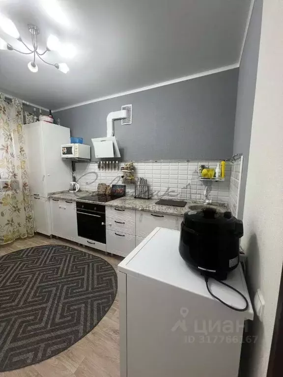1-к кв. Белгородская область, Старый Оскол Заречье мкр, 9 (34.0 м) - Фото 1
